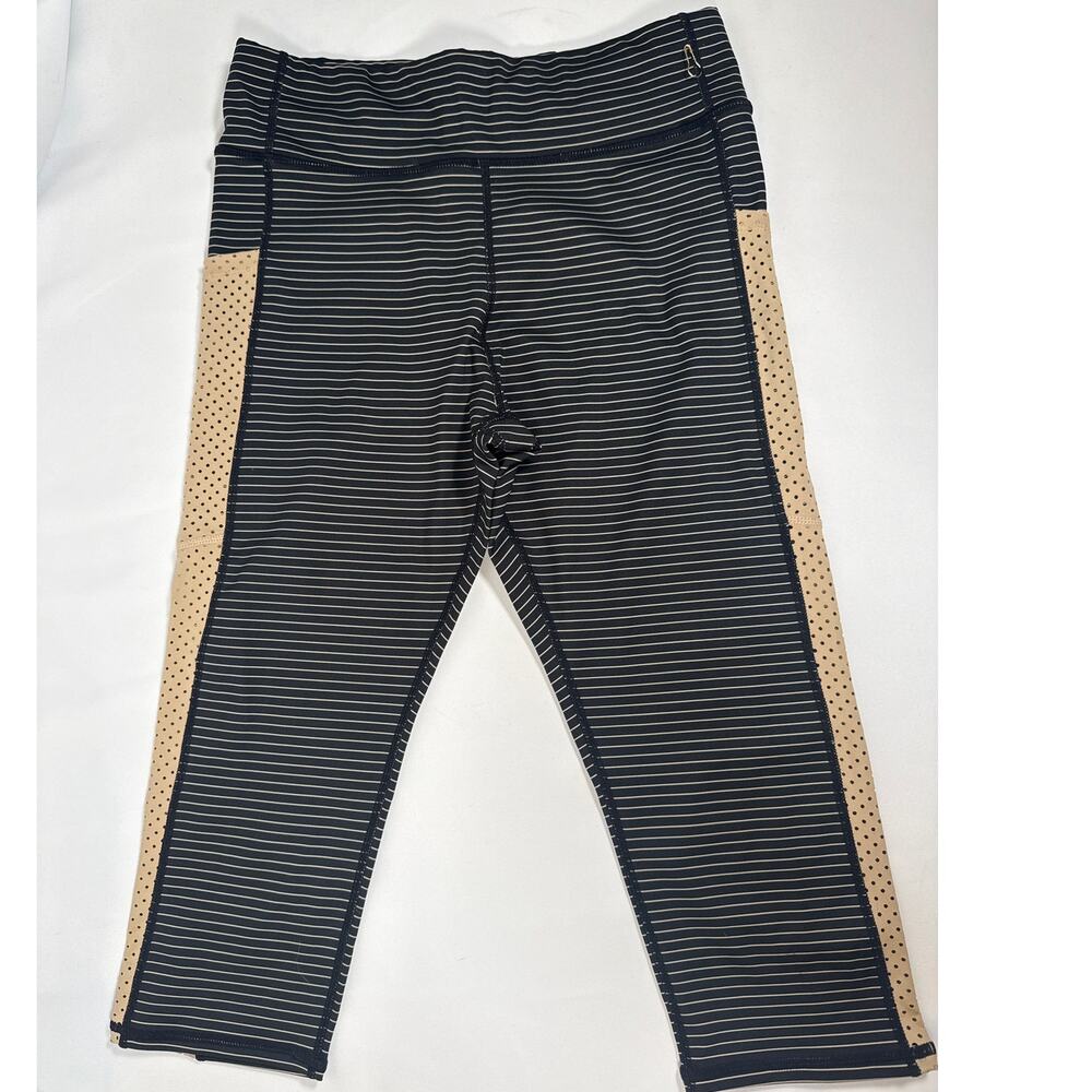 Carve Designs Capri Leggings Women's XS Earth Tone Black Tan Stripe Recycled